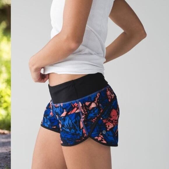 Lululemon Speed Short Paint Storm Harbor Blue Multi / Black SZ 4 - Picture 1 of 7